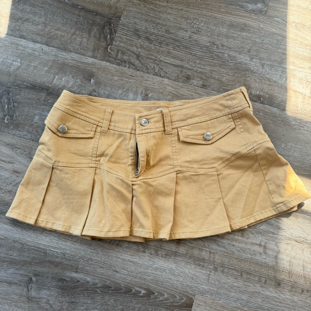 I.AM.GIA Tan Pleated Mini Skirt Size M